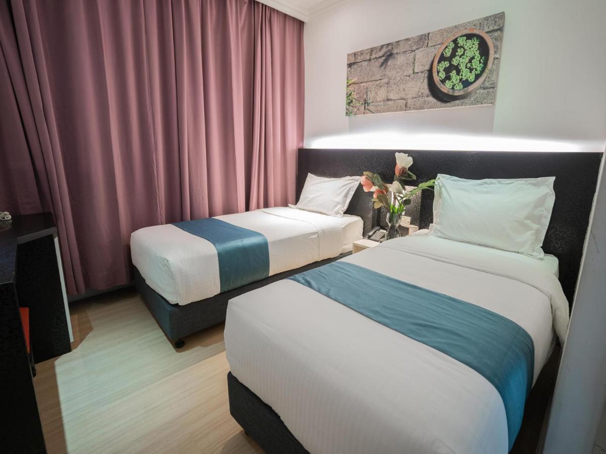 Floresta Hotel Chinatown Куала Лумпур Екстериор снимка