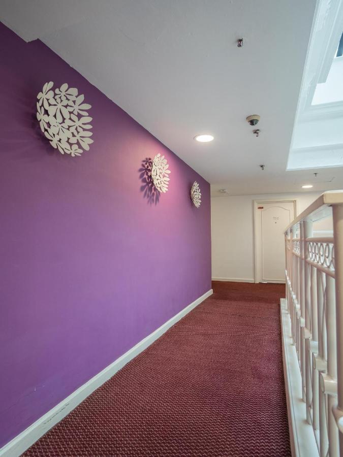 Floresta Hotel Chinatown Куала Лумпур Екстериор снимка