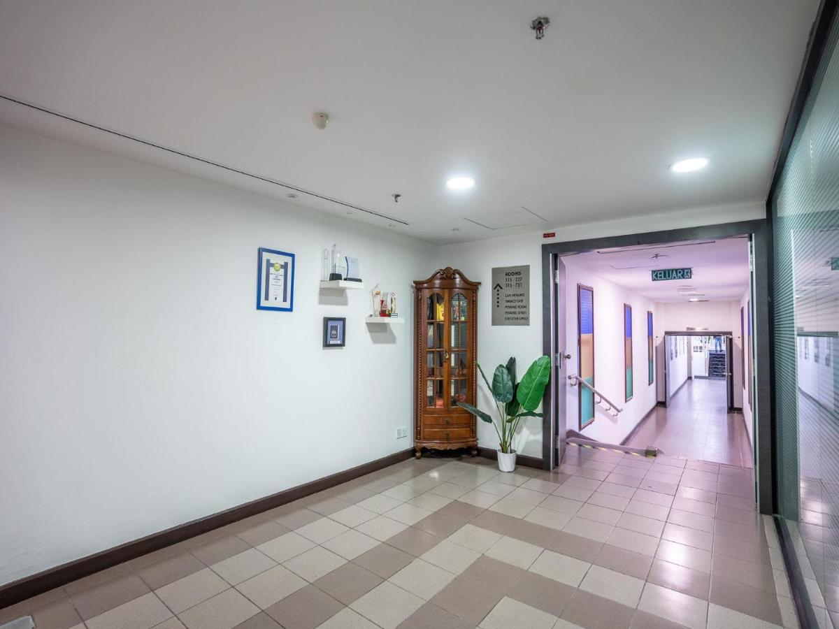 Floresta Hotel Chinatown Куала Лумпур Екстериор снимка